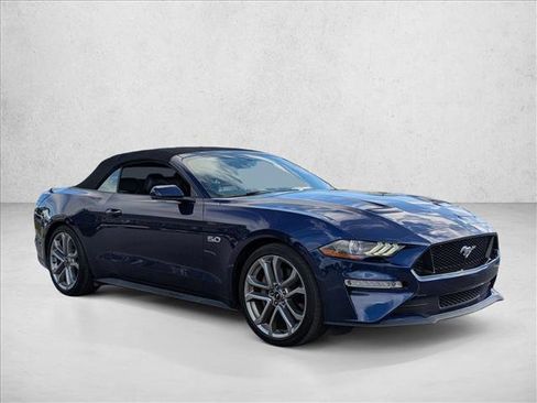 Used 2018 Ford Mustang GT Premium w/ Equipment Group 401A image 3