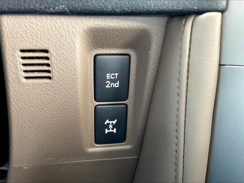 Used 2021 Lexus GX 460 Luxury w/ Accessory Package AWD/4WD image 34