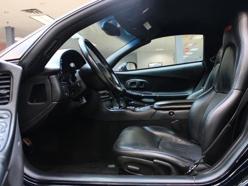 Used 2002 Chevrolet Corvette Z06 w/ Memory Pkg image 34