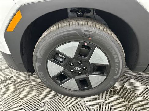 New 2026 Hyundai Santa Fe SE image 11