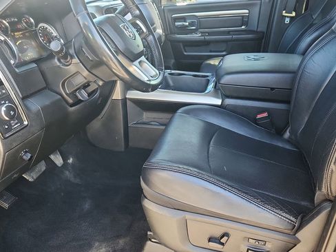 Used 2018 RAM 2500 Laramie w/ Sport Appearance Group image 7