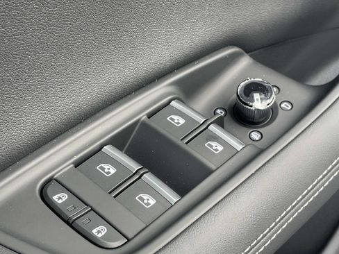 New 2026 Audi Q8 Premium Plus image 17