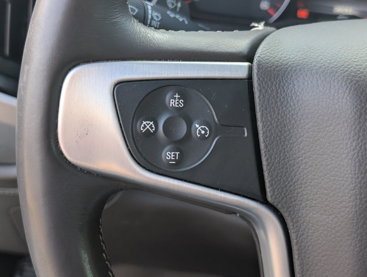 Used 2015 GMC Sierra 1500 SLE w/ SLE Value Package RWD image 22