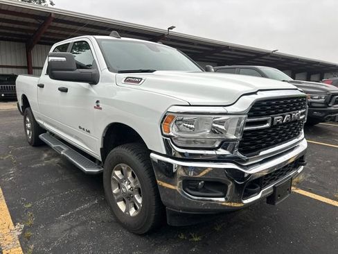 Used 2024 RAM 2500 Big Horn AWD/4WD image 2