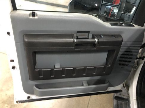 Used 2013 Ford F250 XL w/ PWR Equipment Group image 19