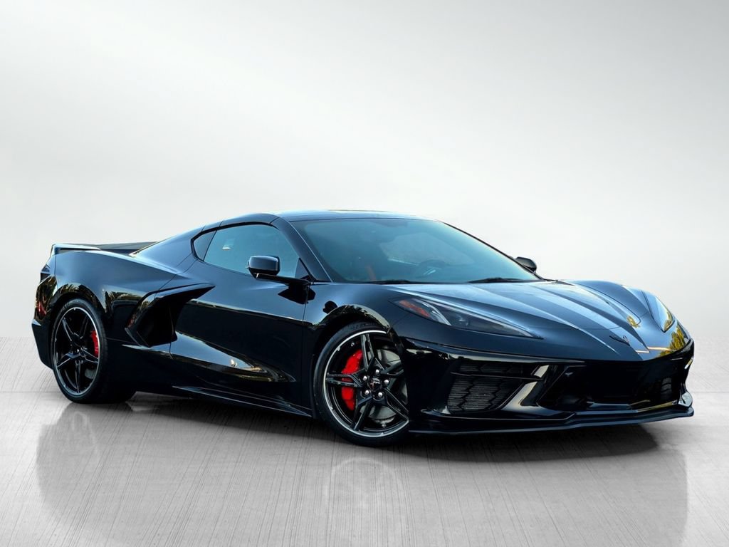 Used 2021 Chevrolet Corvette Stingray Premium Cpe w/ Z51 Performance Package RWD image 1