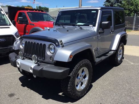 Used 2014 Jeep Wrangler Sahara w/ Dual Top Group AWD/4WD image 3