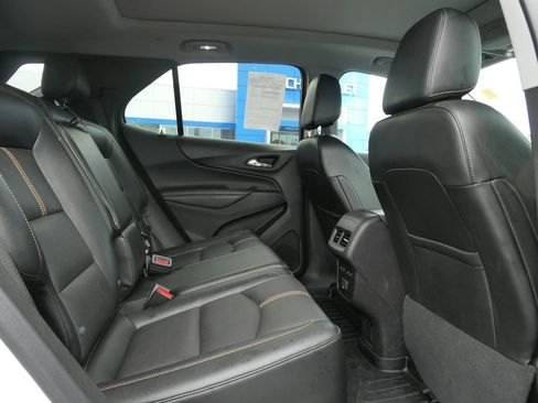 Certified 2024 Chevrolet Equinox Premier AWD/4WD image 16