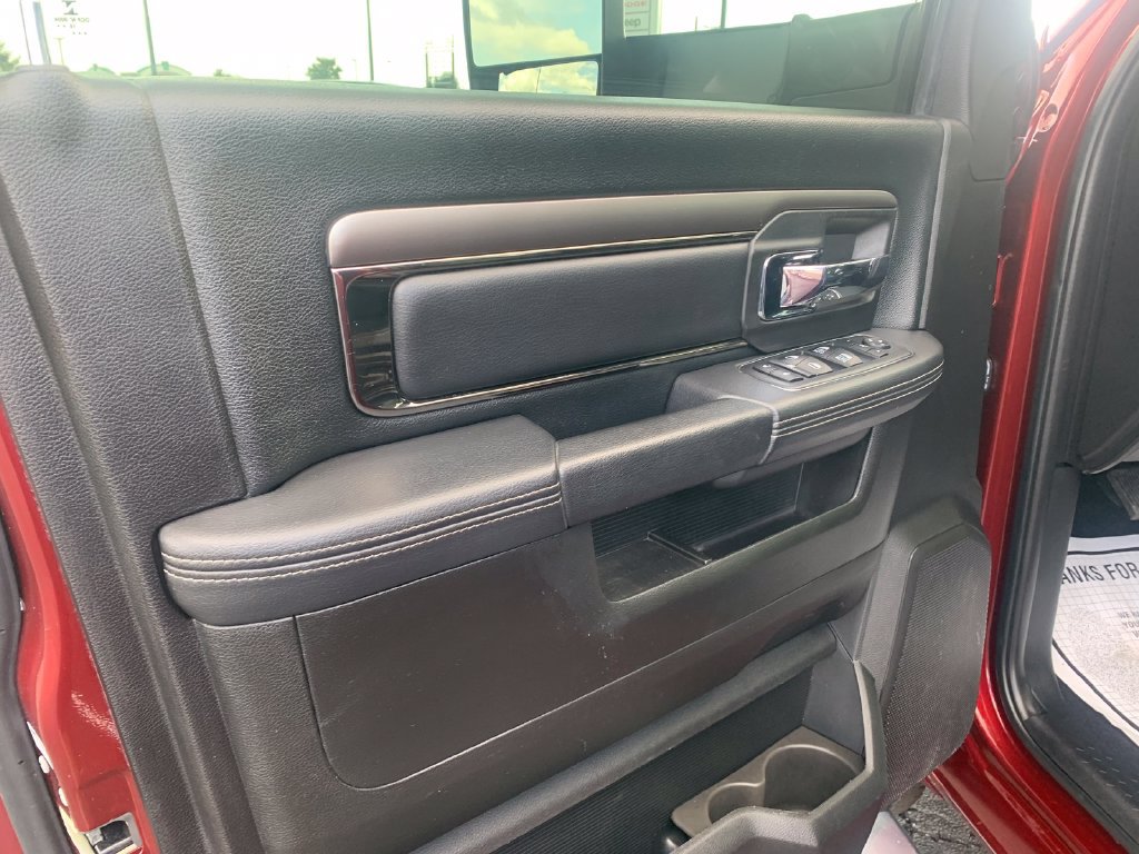 Used 2018 RAM 2500 Laramie w/ Sport Appearance Group AWD/4WD image 14