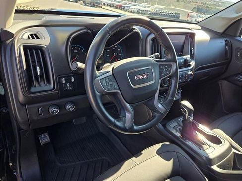 Used 2022 GMC Canyon AT4 image 9