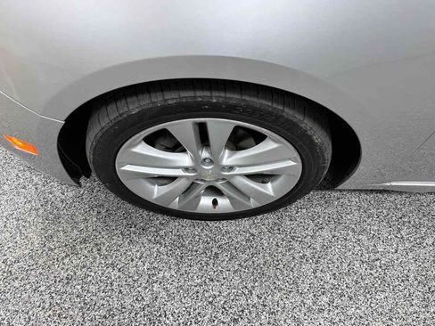 Used 2016 Chevrolet Cruze LTZ FWD image 35