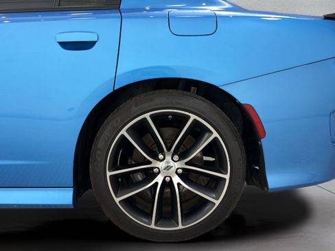Used 2018 Dodge Charger R/T Scat Pack RWD image 37