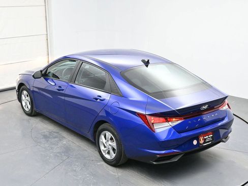 Used 2023 Hyundai Elantra SE w/ Preferred Accessory Package image 30