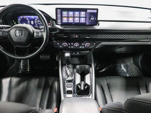 Used 2024 Honda Accord Sport image 14