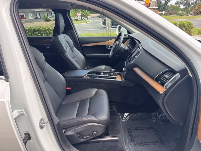 Certified 2023 Volvo XC90 B6 Plus w/ Protection Package Premier AWD/4WD image 15
