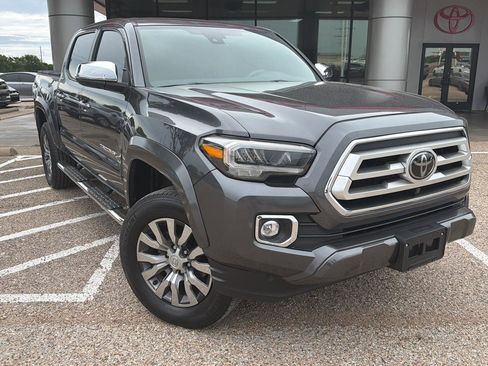 Used 2023 Toyota Tacoma Limited image 1