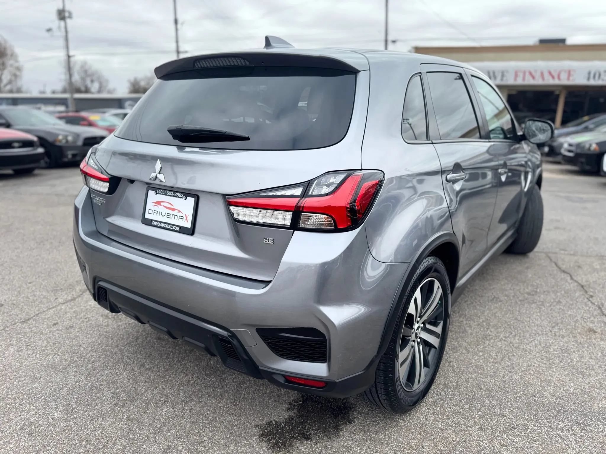 Used 2021 Mitsubishi Outlander Sport SE FWD image 3