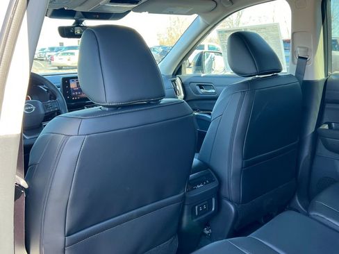 New 2026 Nissan Pathfinder SL AWD/4WD image 32
