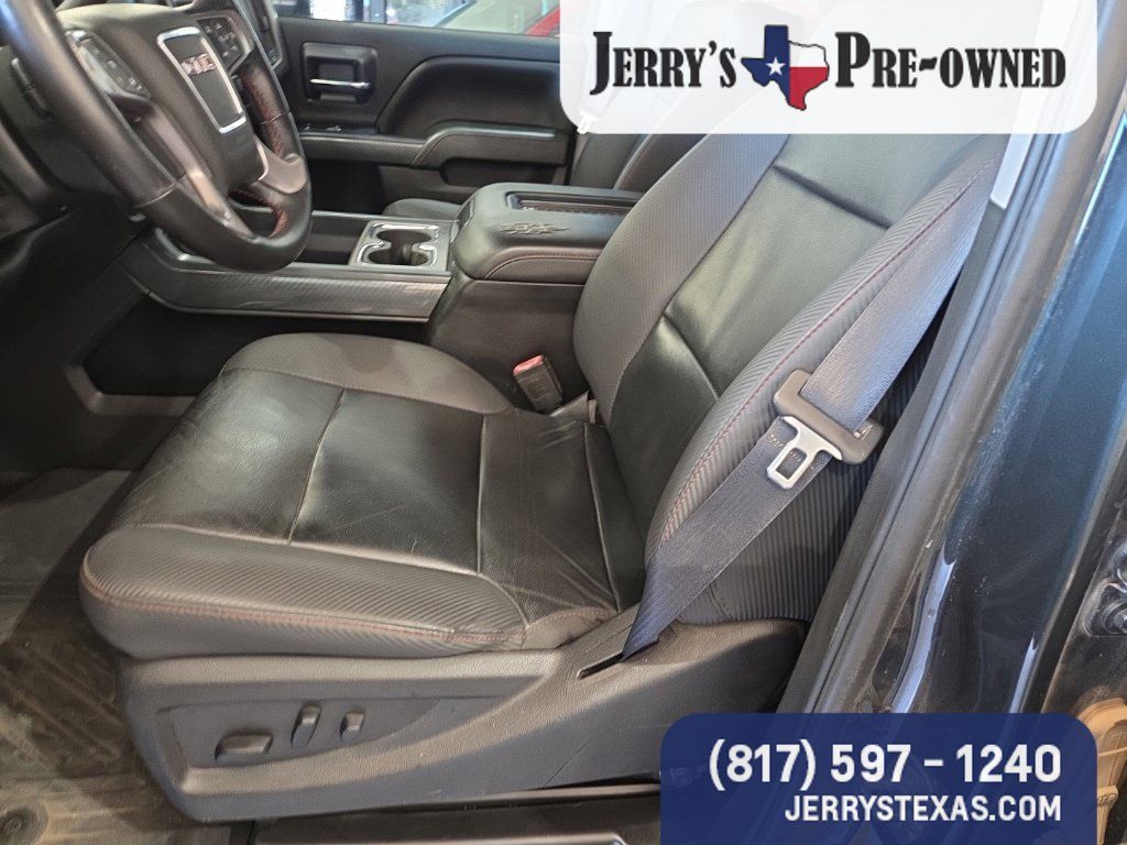 Used 2018 GMC Sierra 2500 SLT w/ Duramax Plus Package AWD/4WD image 7