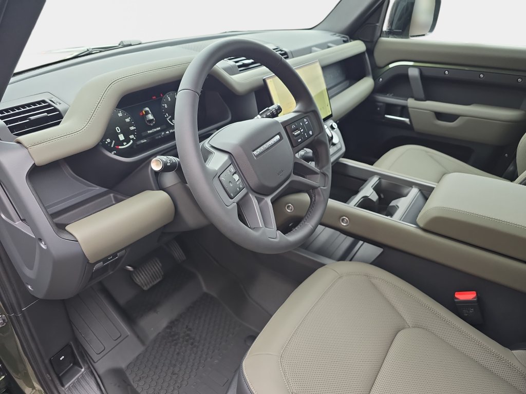 New 2026 Land Rover Defender 110 S AWD/4WD image 13