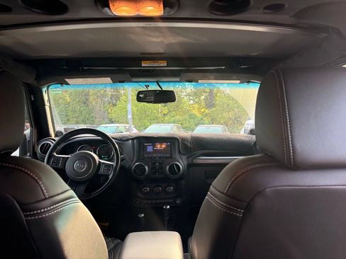 Used 2014 Jeep Wrangler Unlimited Sport w/ Quick Order Package 24S AWD/4WD image 31