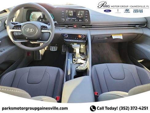 New 2025 Hyundai Elantra Sport FWD image 8