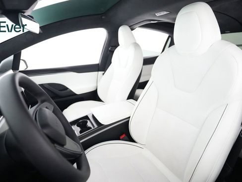 Used 2023 Tesla Model X Plaid AWD/4WD image 4