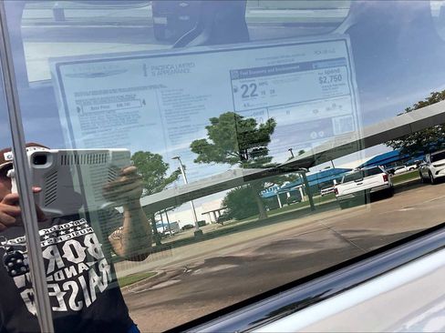 New 2026 Chrysler Pacifica Limited w/ S Appearance Package image 19