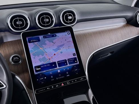 Certified 2025 Mercedes-Benz GLC 350e 4MATIC image 20
