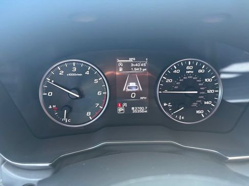 Used 2025 Subaru Outback Onyx Edition AWD/4WD image 4