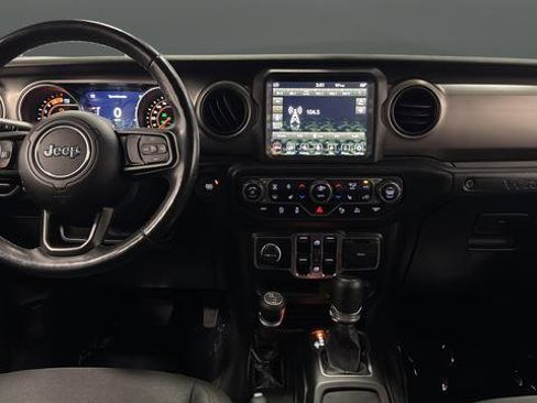 Used 2021 Jeep Wrangler Unlimited Sport AWD/4WD image 13