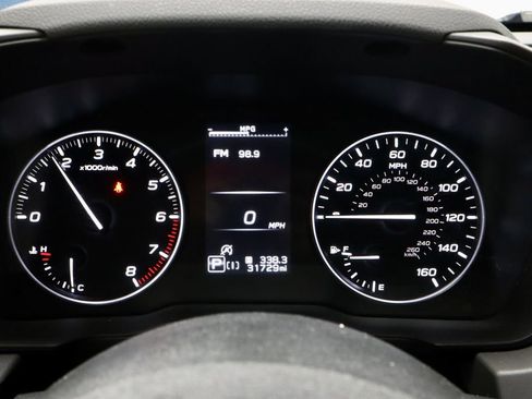 Used 2025 Subaru Crosstrek 2.0i Premium AWD/4WD image 31