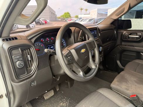 Used 2022 Chevrolet Silverado 1500 Custom image 16