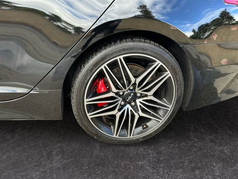 Used 2023 Kia Stinger GT2 image 9