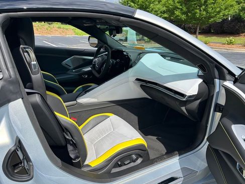 Certified 2021 Chevrolet Corvette Stingray Premium Cpe w/ Body-Color Dual Roof Package RWD image 38