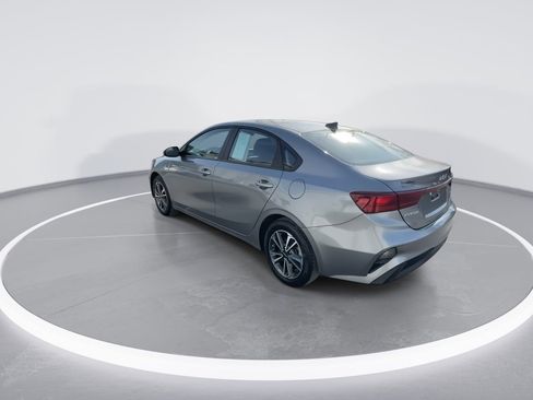 Used 2022 Kia Forte LXS image 15