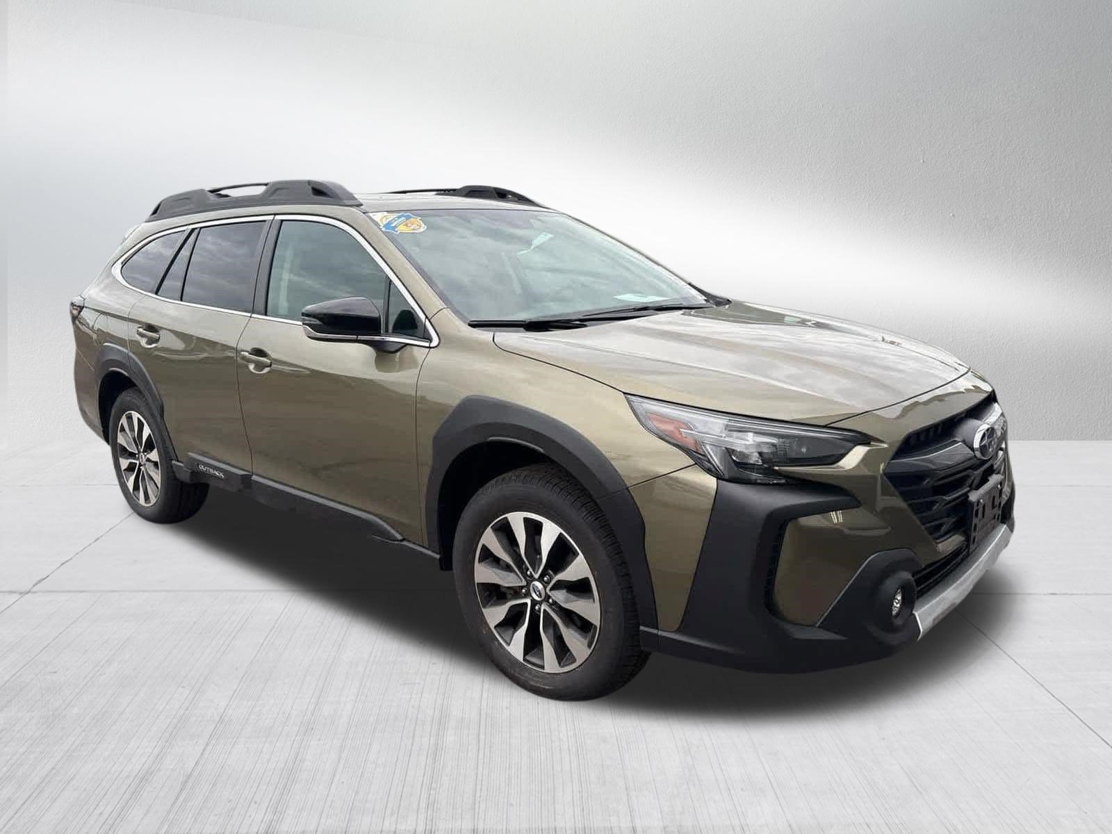 Used 2025 Subaru Outback Limited w/ Tech Package 3 AWD/4WD image 6