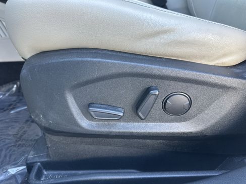 Used 2020 Ford Edge Titanium w/ Equipment Group 301A image 13