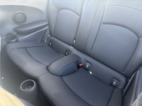 Used 2024 MINI Cooper 2-Door Hardtop image 11