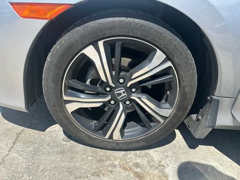 Used 2018 Honda Civic Touring image 25