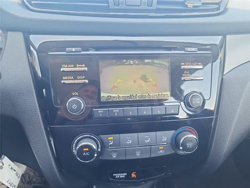 Used 2018 Nissan Rogue Sport S FWD image 29