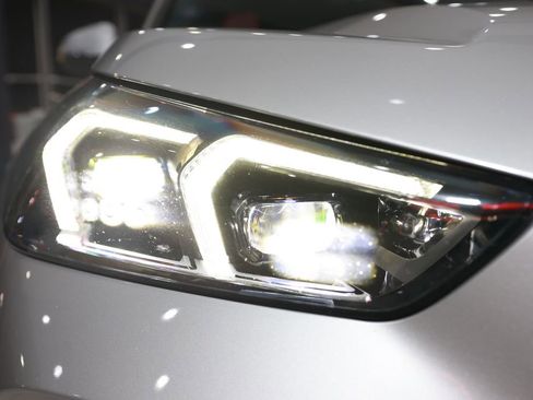 Used 2024 BMW X1 xDrive28i w/ Convenience Package image 32