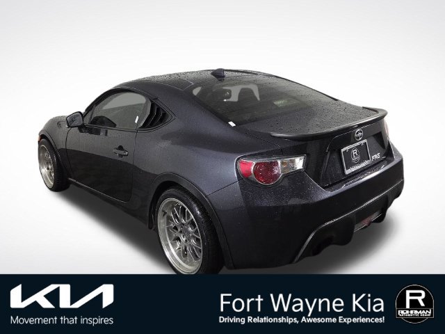Used 2016 Scion FR-S RWD image 9