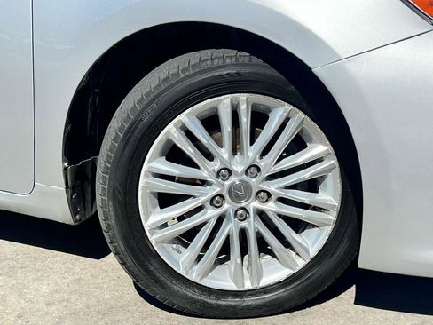 Used 2013 Lexus ES 350 w/ Luxury Pkg image 28