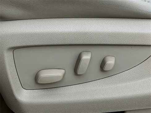 Used 2020 GMC Yukon Denali w/ Denali Ultimate Package image 11