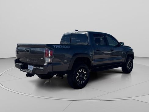 Used 2021 Toyota Tacoma TRD Off-Road w/ Technology Package AWD/4WD image 5