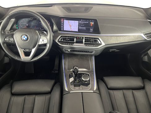 Used 2021 BMW X5 xDrive40i w/ Premium Package image 11