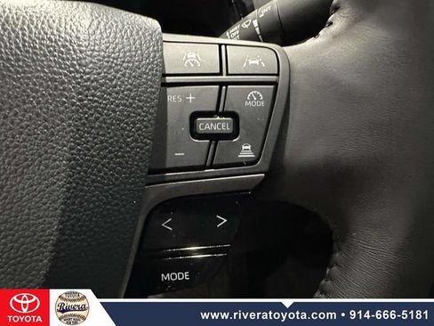 Used 2025 Toyota Camry LE w/ Convenience Package FWD image 29