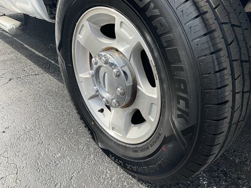 Used 2013 Ford F250 XLT w/ XLT Value Pkg image 41