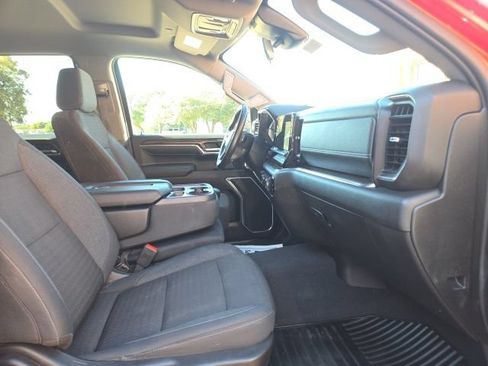 Used 2023 Chevrolet Silverado 1500 LT w/ Z71 Off-Road Package AWD/4WD image 16